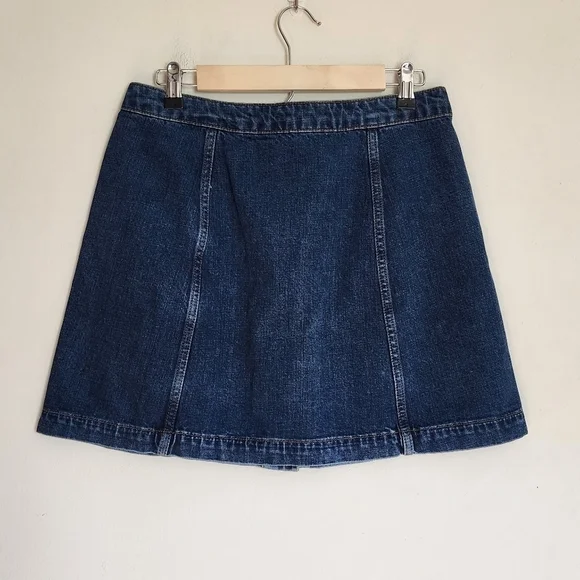 Topshop Full Button Closure Dark Wash Denim Skirt size 30 - Picture 2 of 5